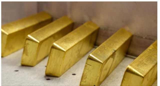 gold-VM83ReaCtO.PNG