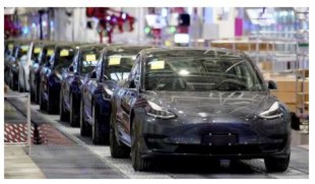 tesla.12-QPO4mpgAEW.JPG